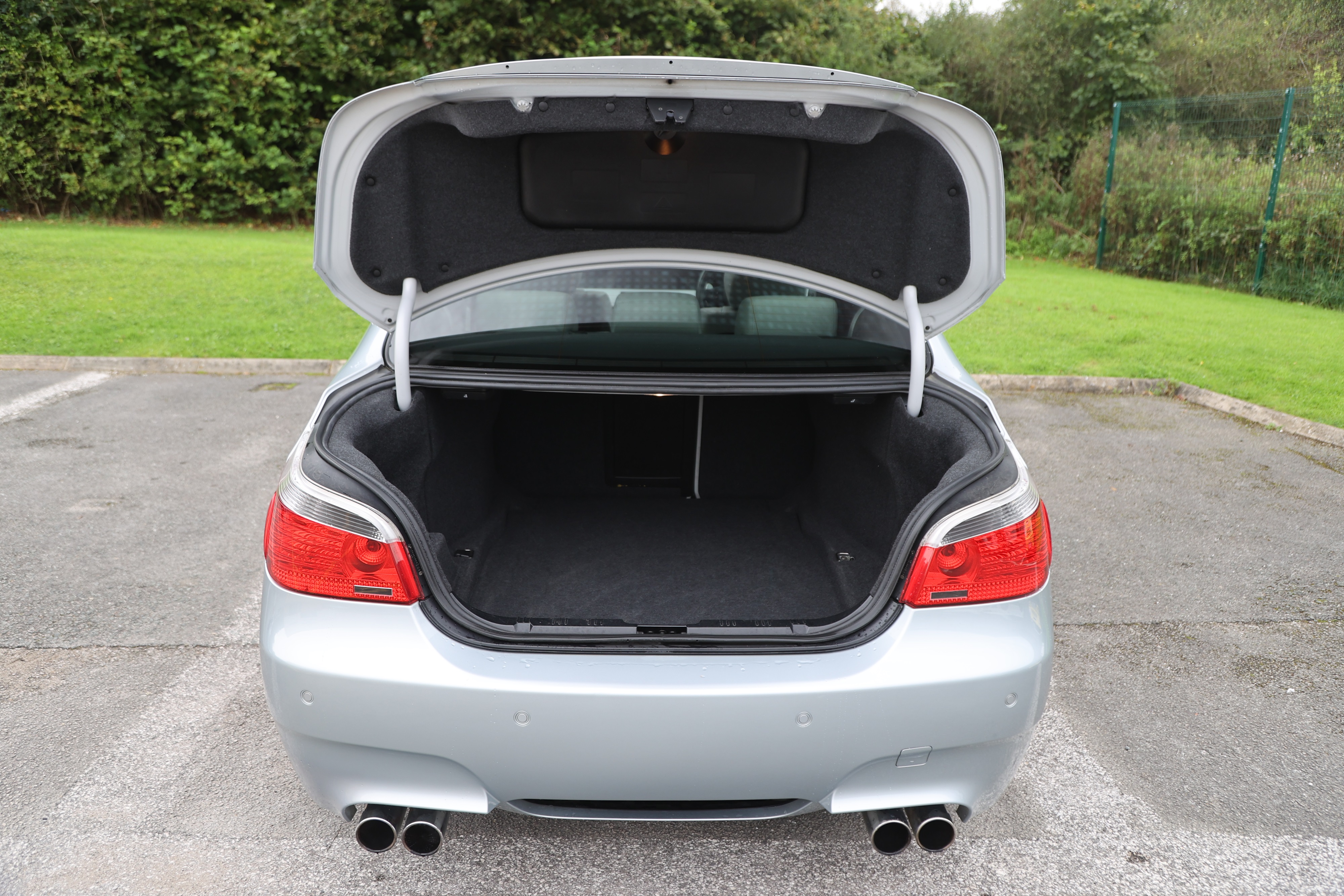 Lot 125 - 2006 BMW M5 SMG V10