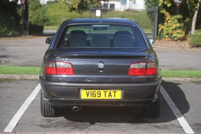 Lot 176 - 1999 Vauxhall Omega 2.5 V6 Elite