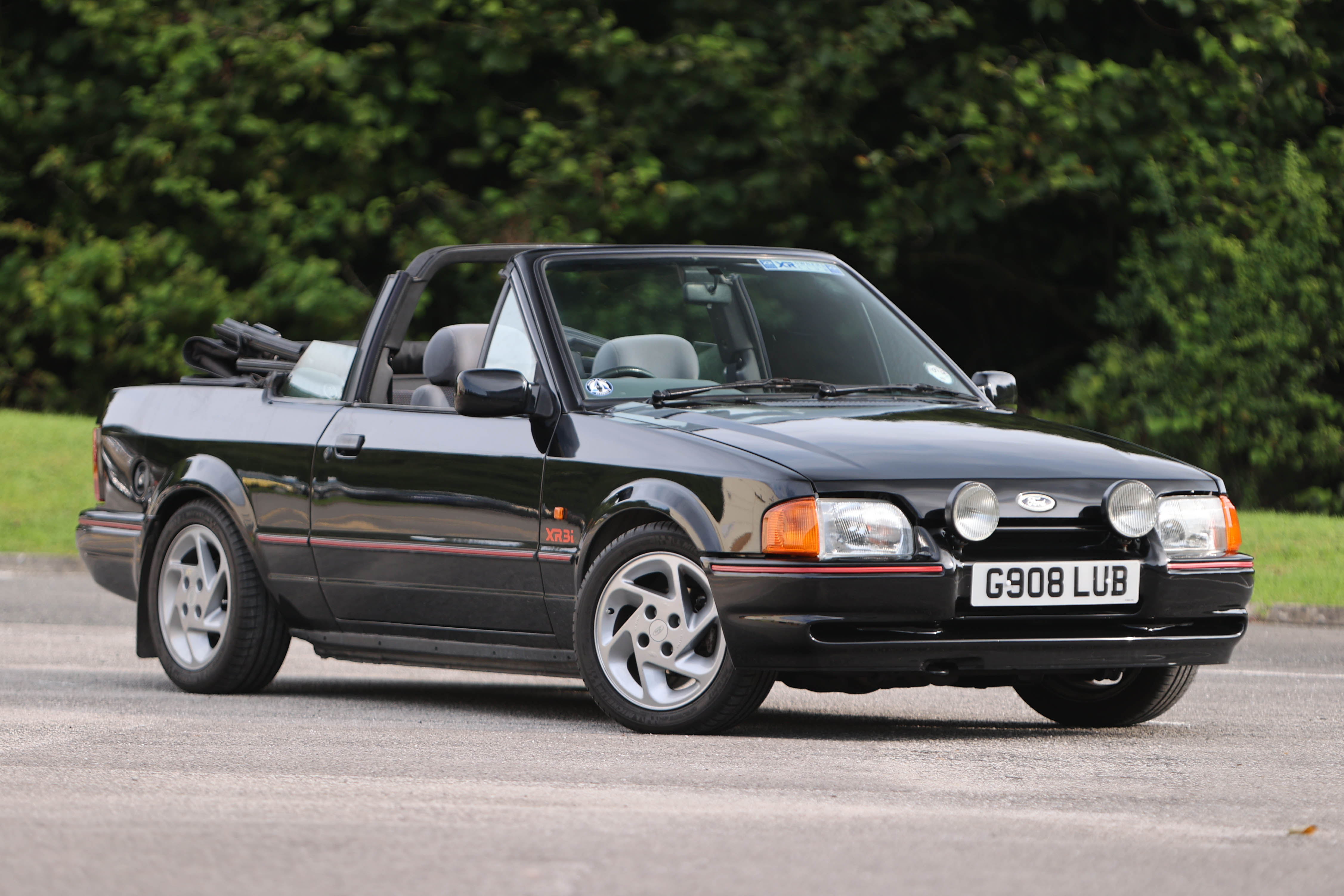 Lot 197 1989 Ford Escort XR3i Cabriolet