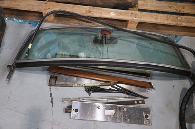Lot 189 - 1972 MG B Roadster