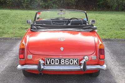 Lot 203 - 1971 MG B Roadster