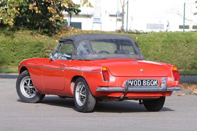 Lot 203 - 1971 MG B Roadster