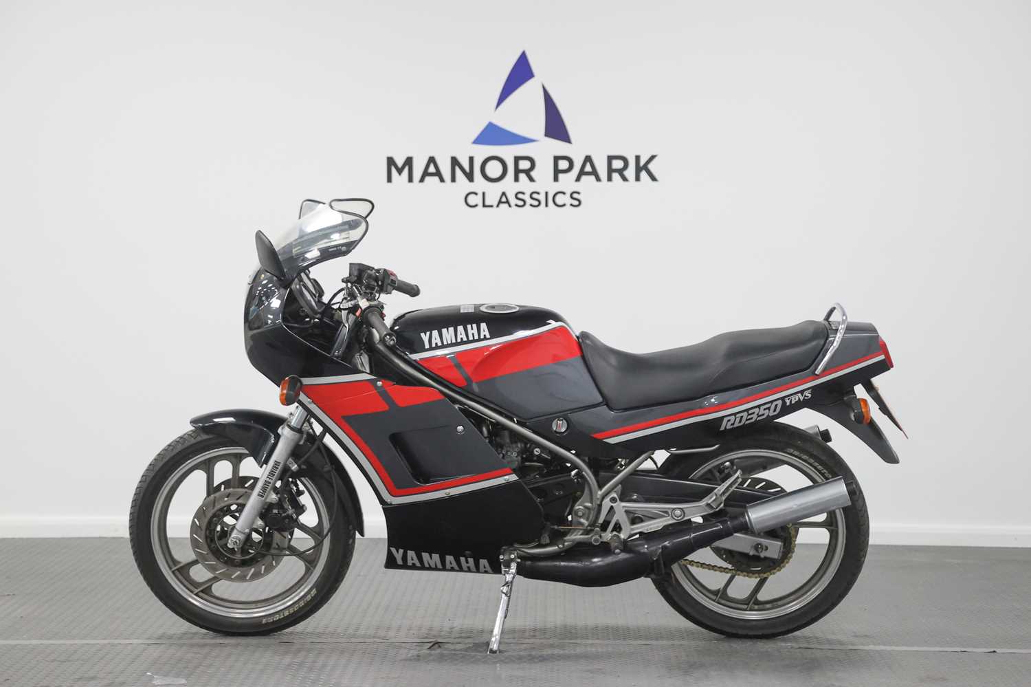 Yamaha RD350 YPVS: la icónica dos tiempos de indómito carácter Yamaha RD350 YPVS: la icónica dos tiempos de indómito carácter