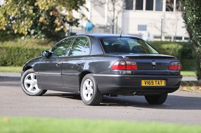 Lot 167 - 1999 Vauxhall Omega 2.5 V6 Elite