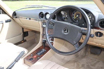 Lot 111 - 1988 Mercedes-Benz 300 SL