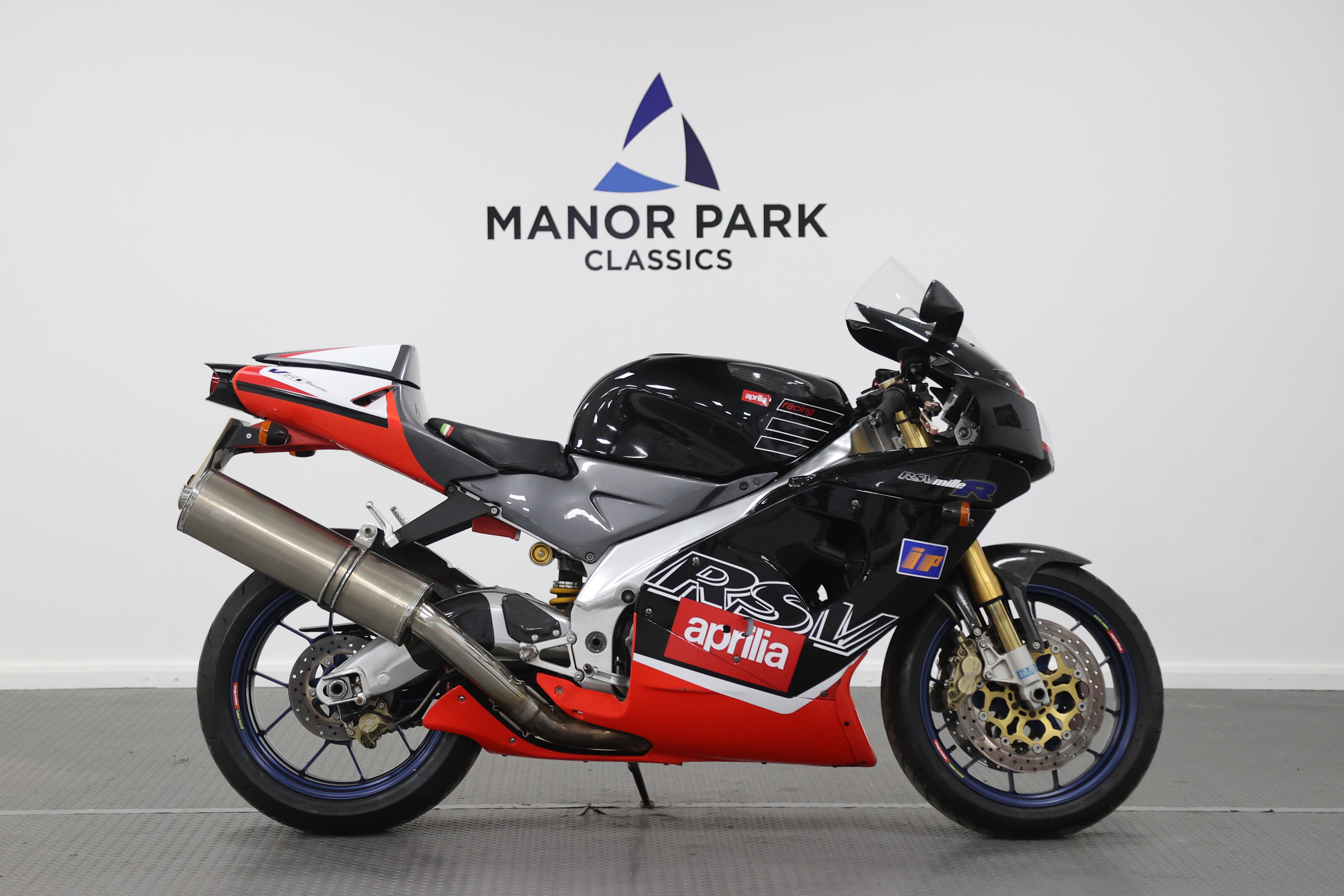 Aprilla Mille R Lot 11 - 2001 Aprilia RSV Mille R