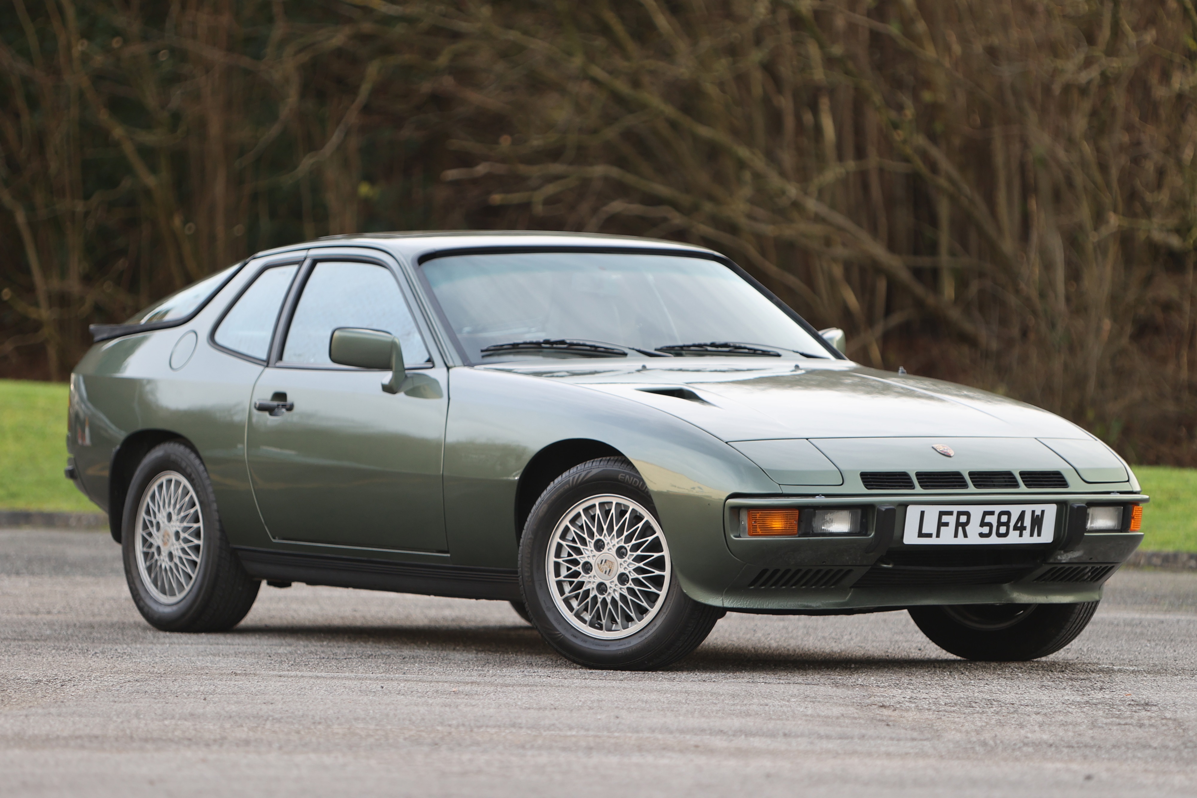 限定500台 TSM 1/18 1982 Porsche 924 - メルカリ