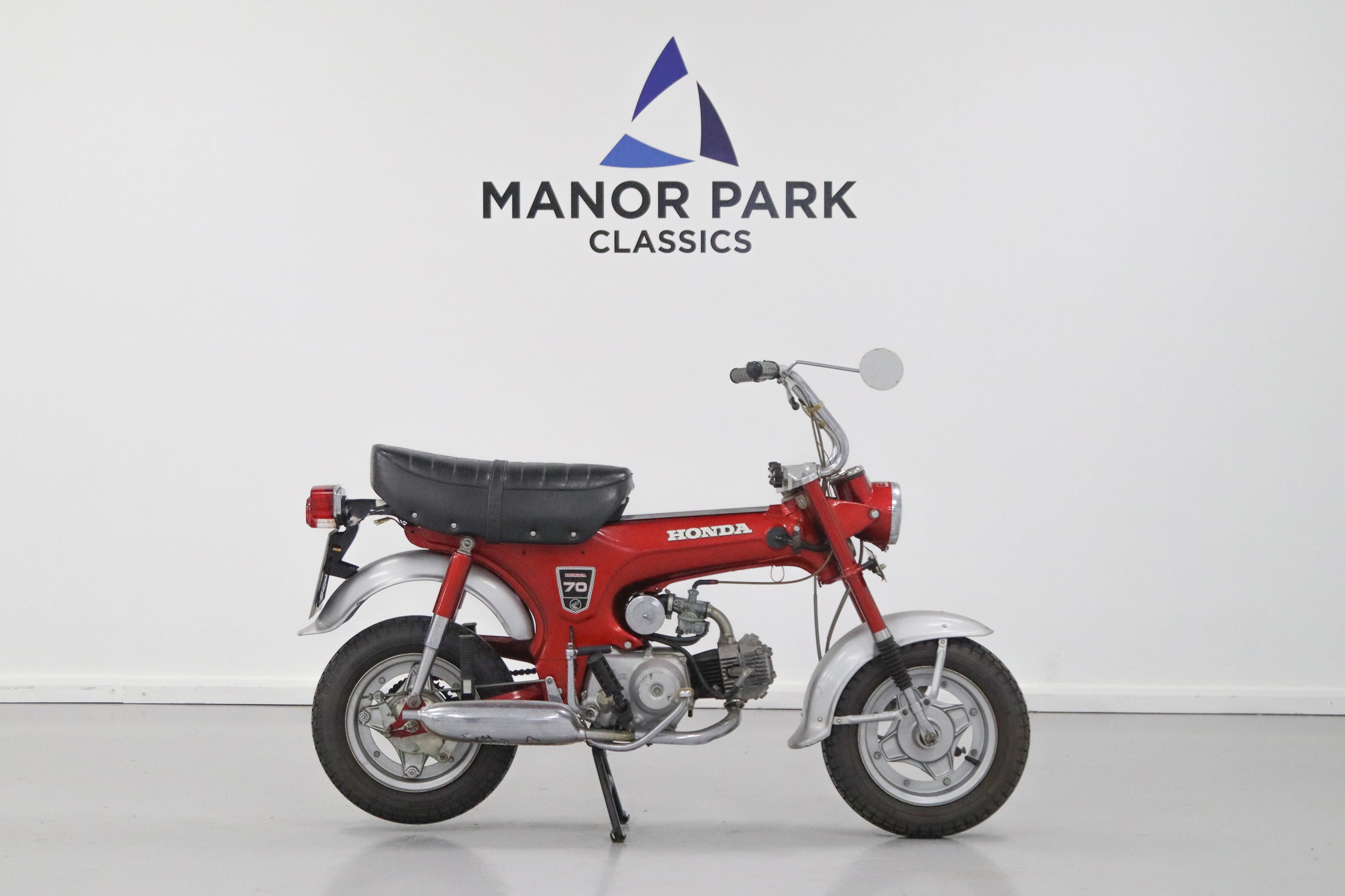 Lot 6 - 1972 Honda ST70