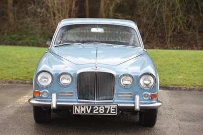 Lot 152 - 1966 Jaguar 420