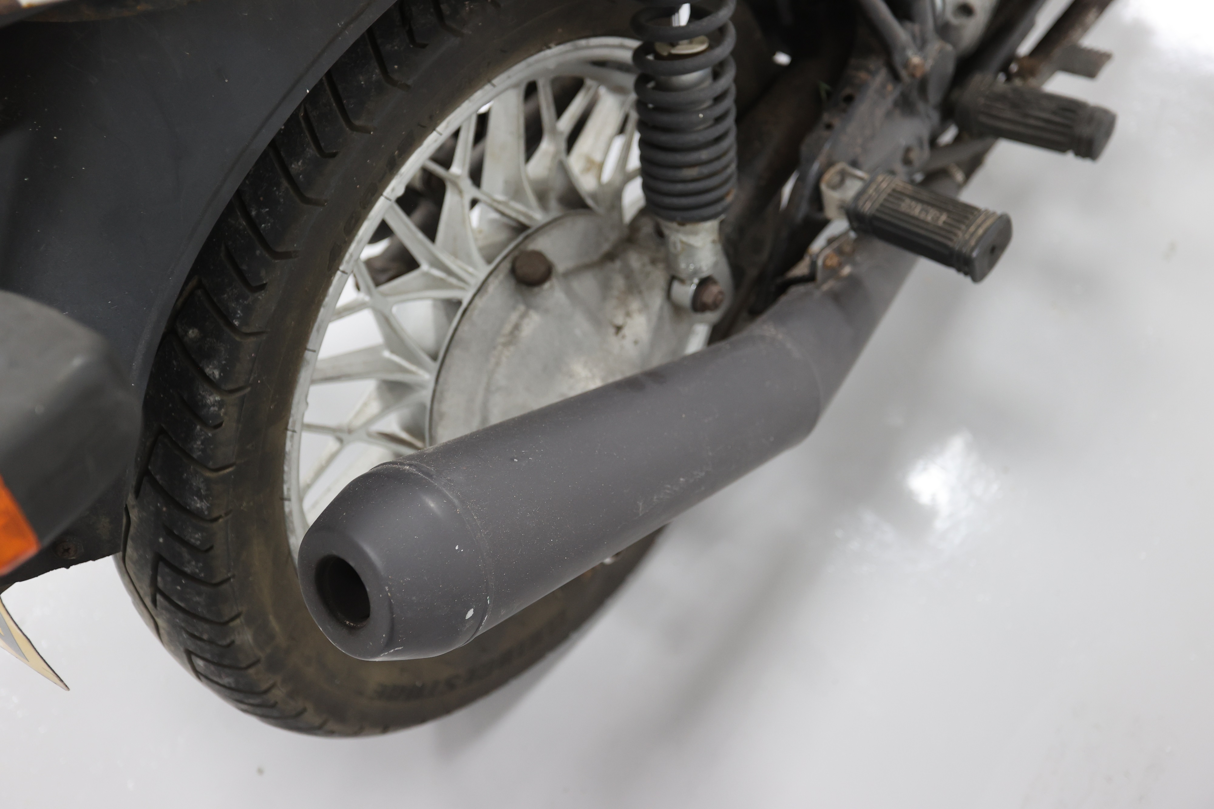 Lot 14 - 1980 BMW R65