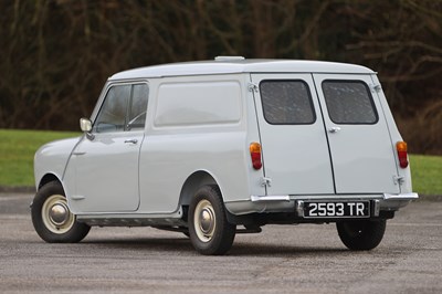 Lot 172 - 1961 Morris Mini Van