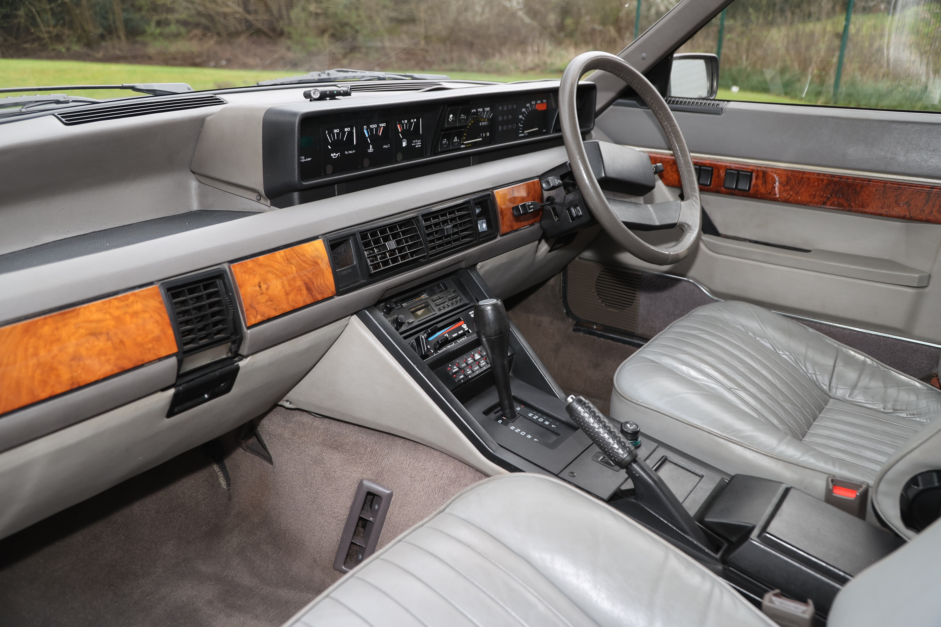 Sd1 Window Lot 170 - 1985 Rover SD1 3500 Vanden Plas EFi