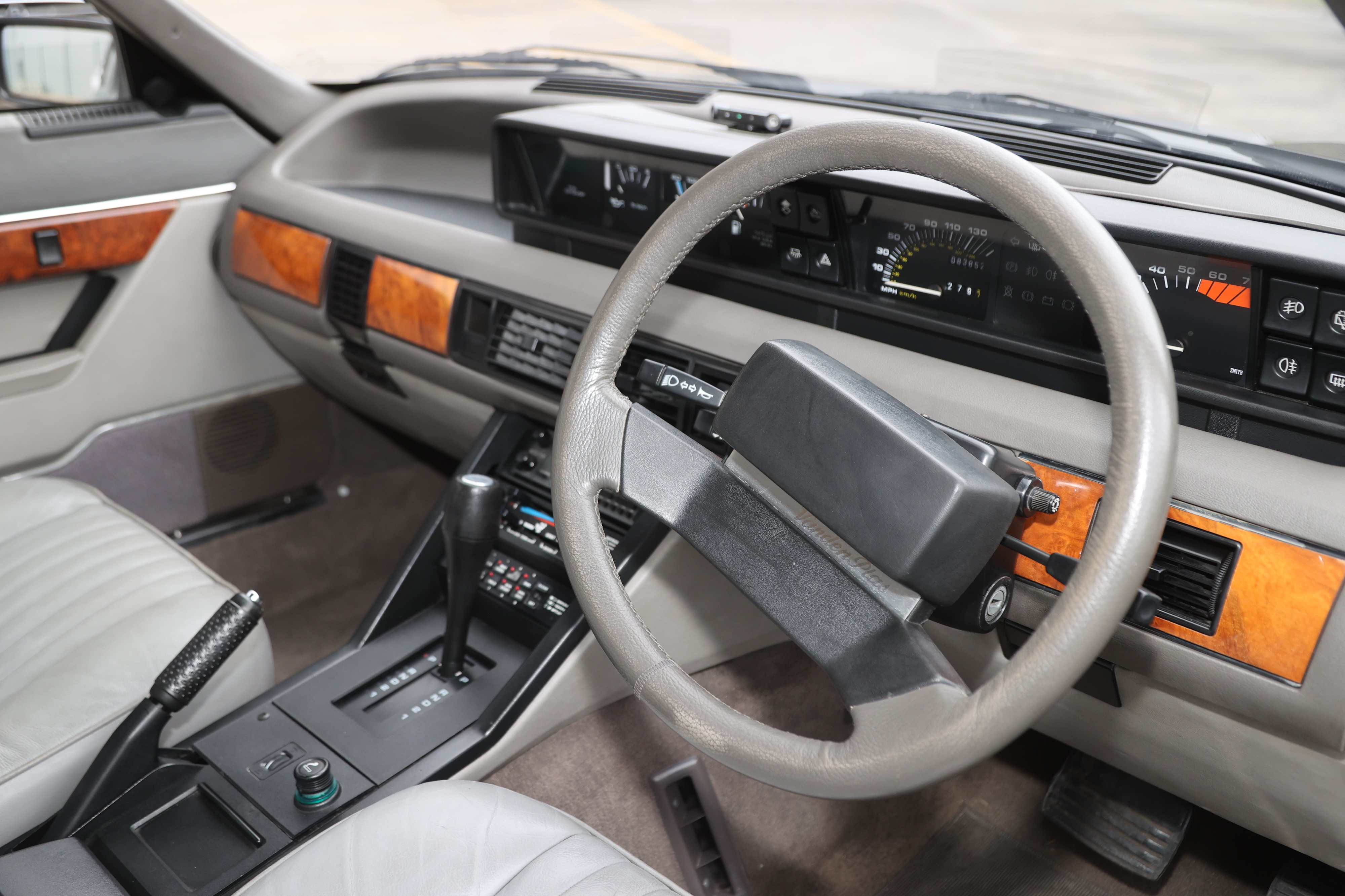 Lot 170 - 1985 Rover SD1 3500 Vanden Plas EFi