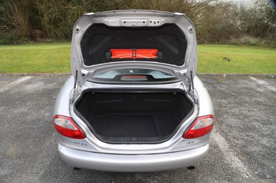 Lot 164 - 2000 Jaguar XKR 4.0 Coupe
