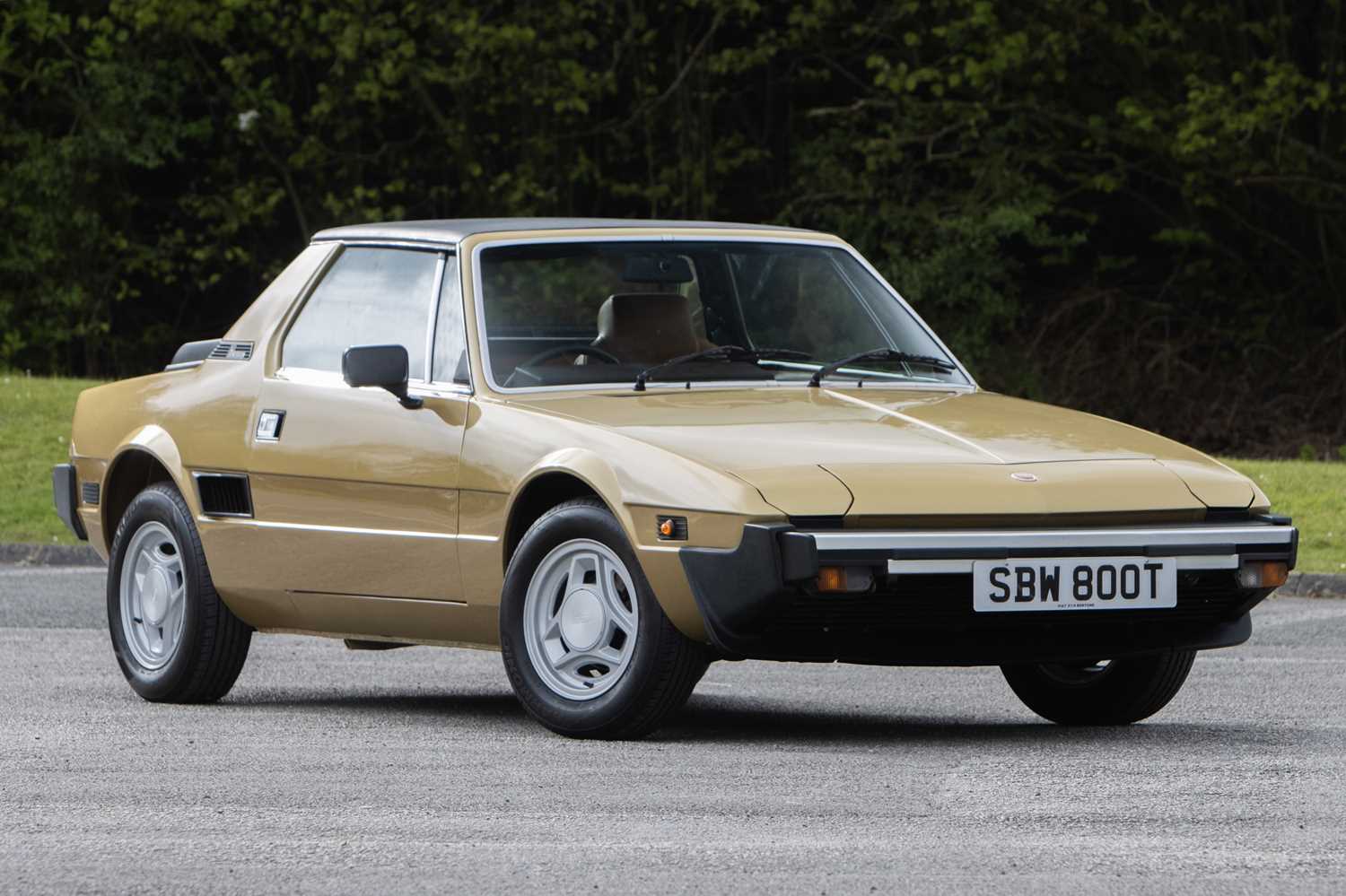 Lot 155 - 1979 Fiat X1/9