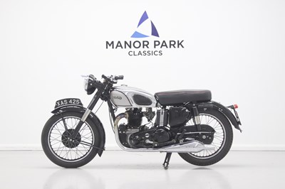 Lot 17 - 1952 Norton Model 7 Dominator