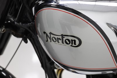 Lot 17 - 1952 Norton Model 7 Dominator