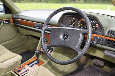 Lot 1981 Mercedes-Benz 380 SEL