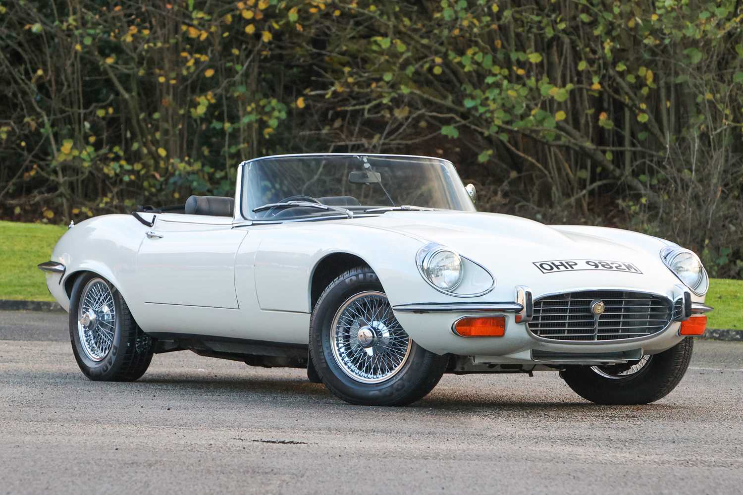 Lot 114 - 1973 Jaguar E-Type V12 Roadster