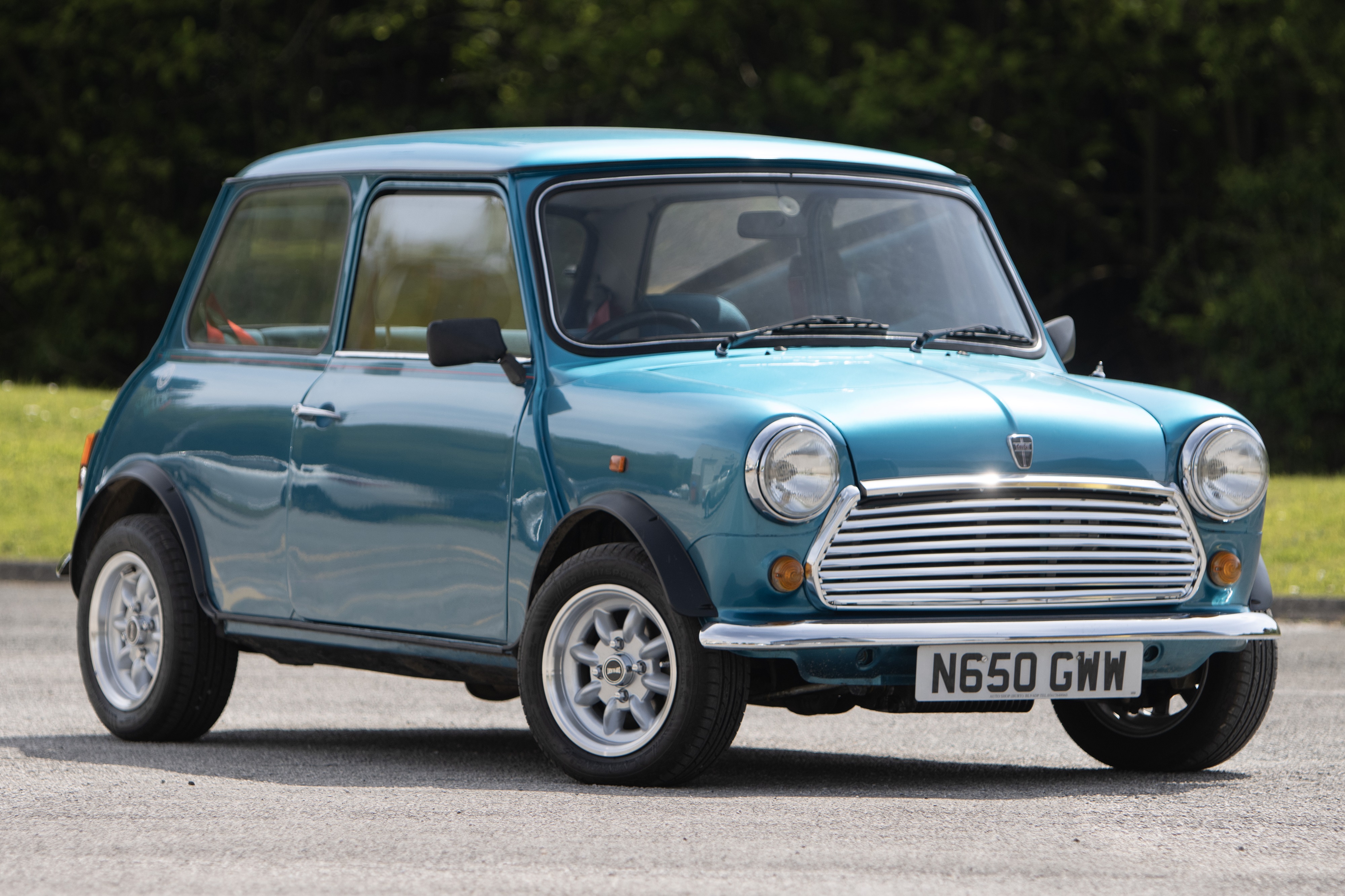 Lot 174 - 1995 Rover Mini Sidewalk