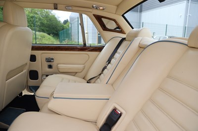 Lot 118 - 1990 Bentley Turbo R