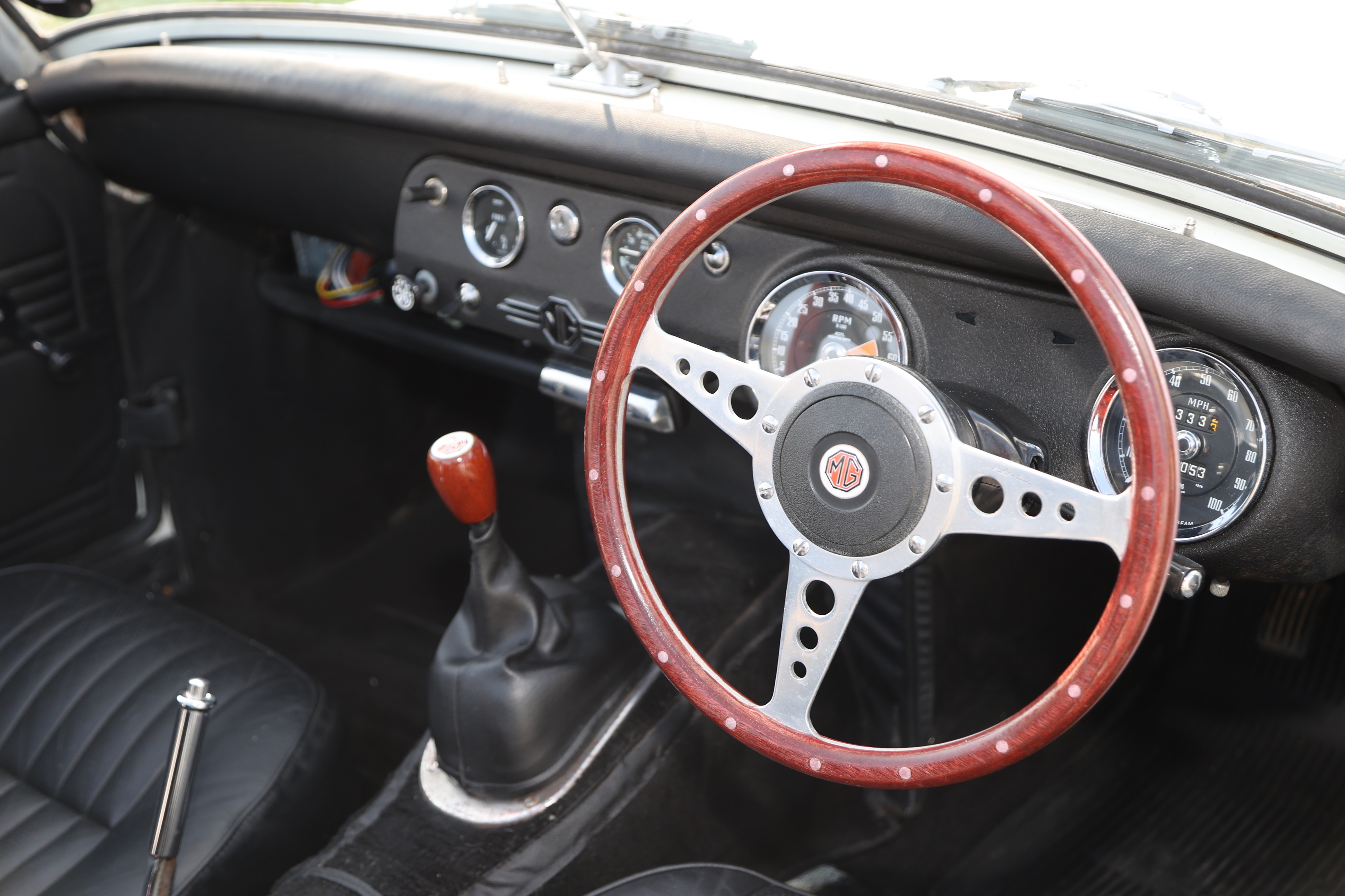 Lot 106 - 1972 MG Midget 1275