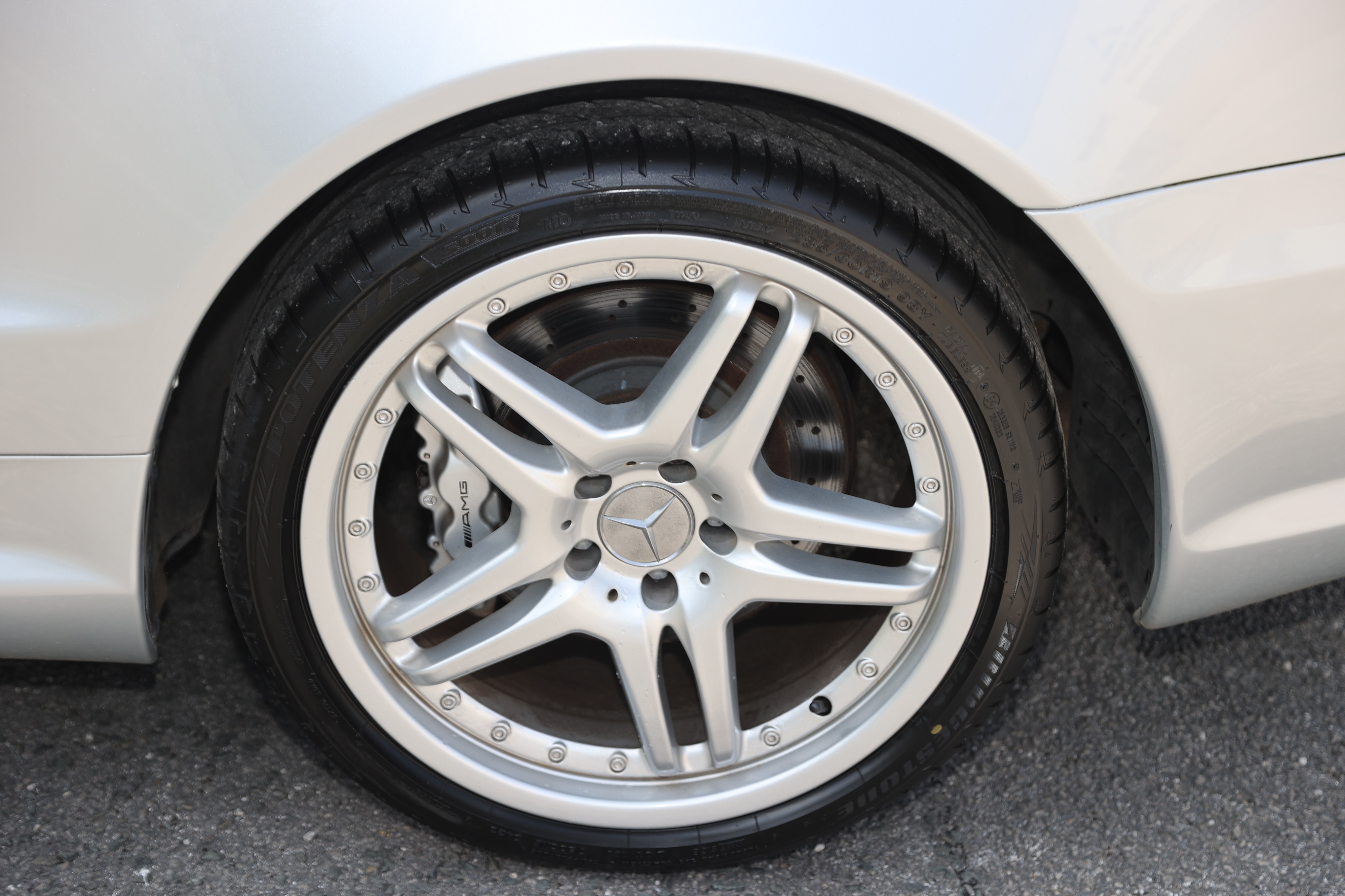 Lot 211 - 2005 Mercedes-Benz SL55 AMG Kompressor