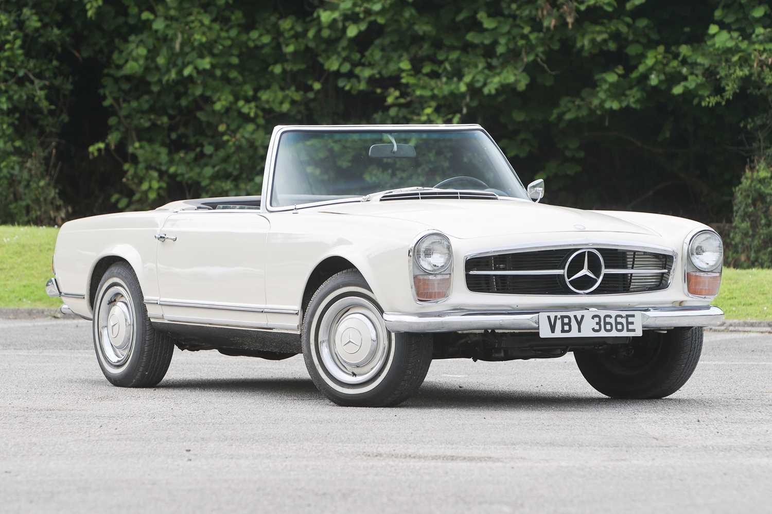 Lot 170 - 1967 Mercedes-Benz 250 SL