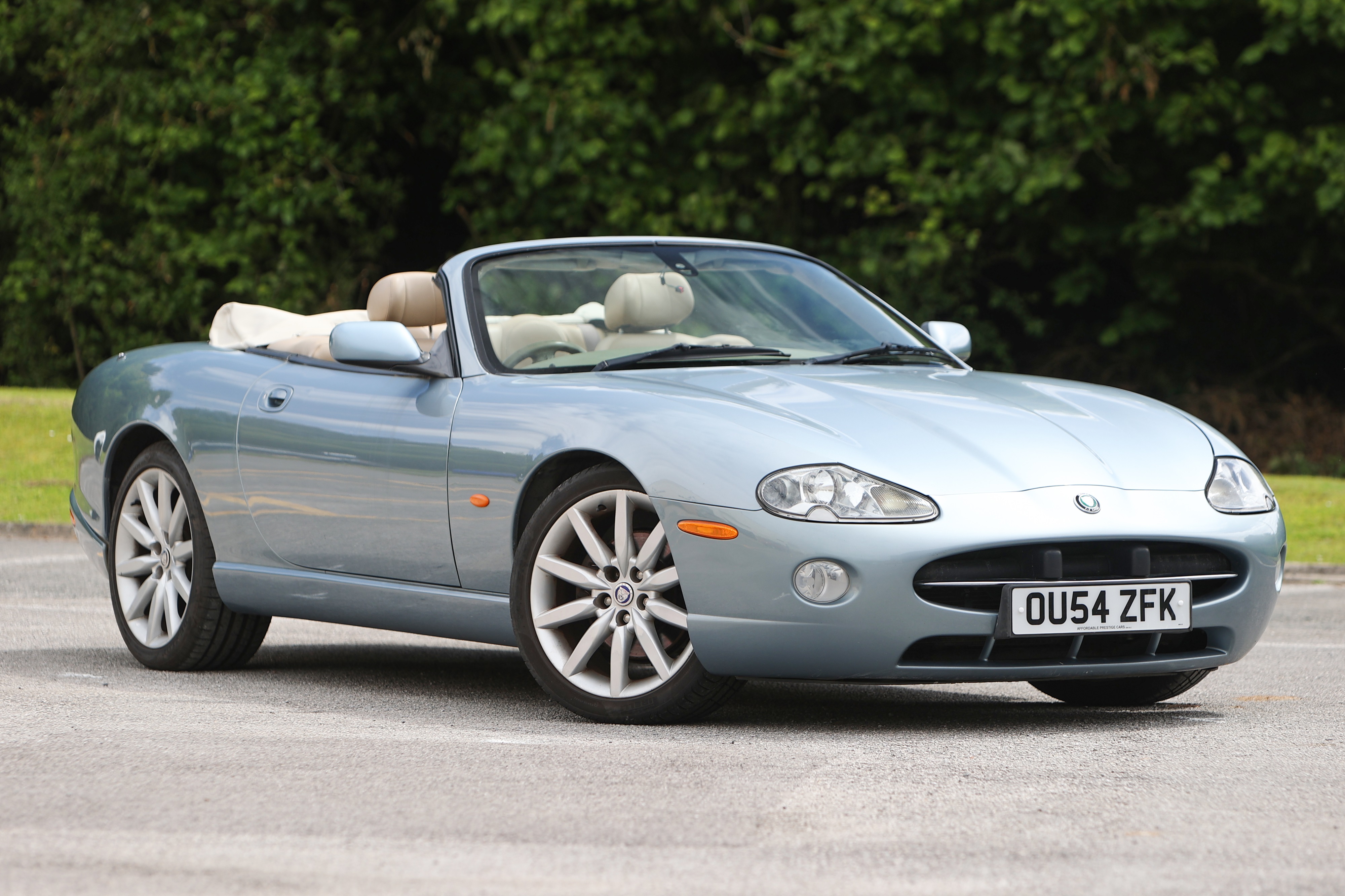 Lot 206 2004 Jaguar XK8 4 2 Convertible lot-206-2004-jaguar-xk8-4-2-convertible