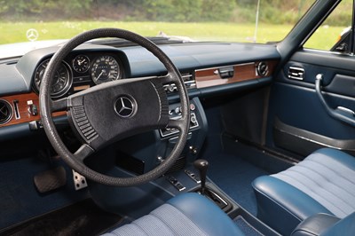 Lot 207 - 1974 Mercedes-Benz 280 CE