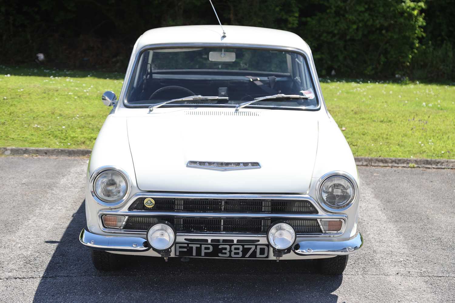 C4669 Ford Lotus Cortina - Gulf Edition main image 0
