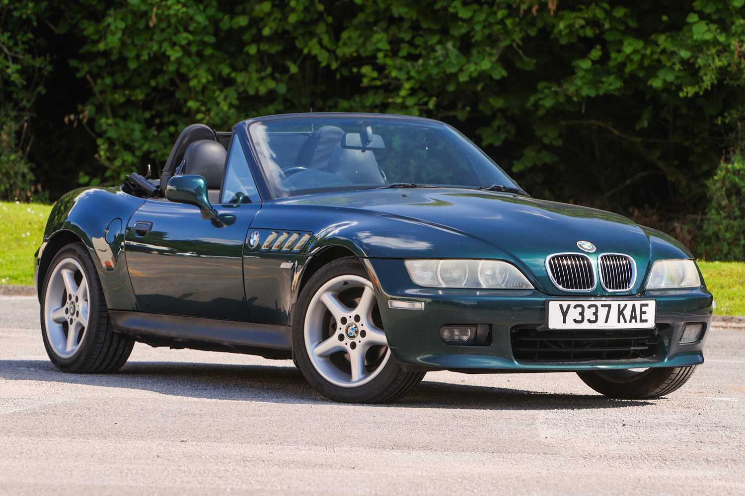 Lot 101 - 2001 BMW Z3 2.2i Roadster