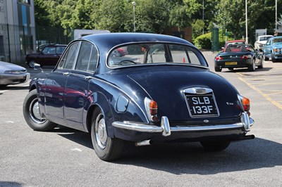 Lot 182 - 1967 Daimler V8-250