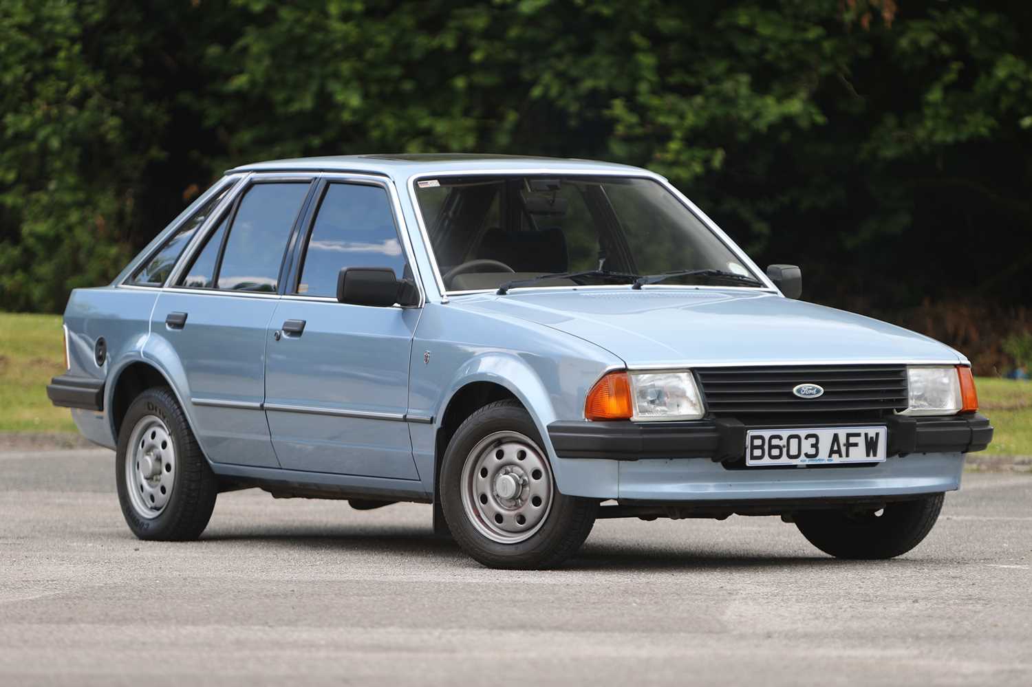 Lot 143 - 1984 Ford Escort 1.6 Ghia