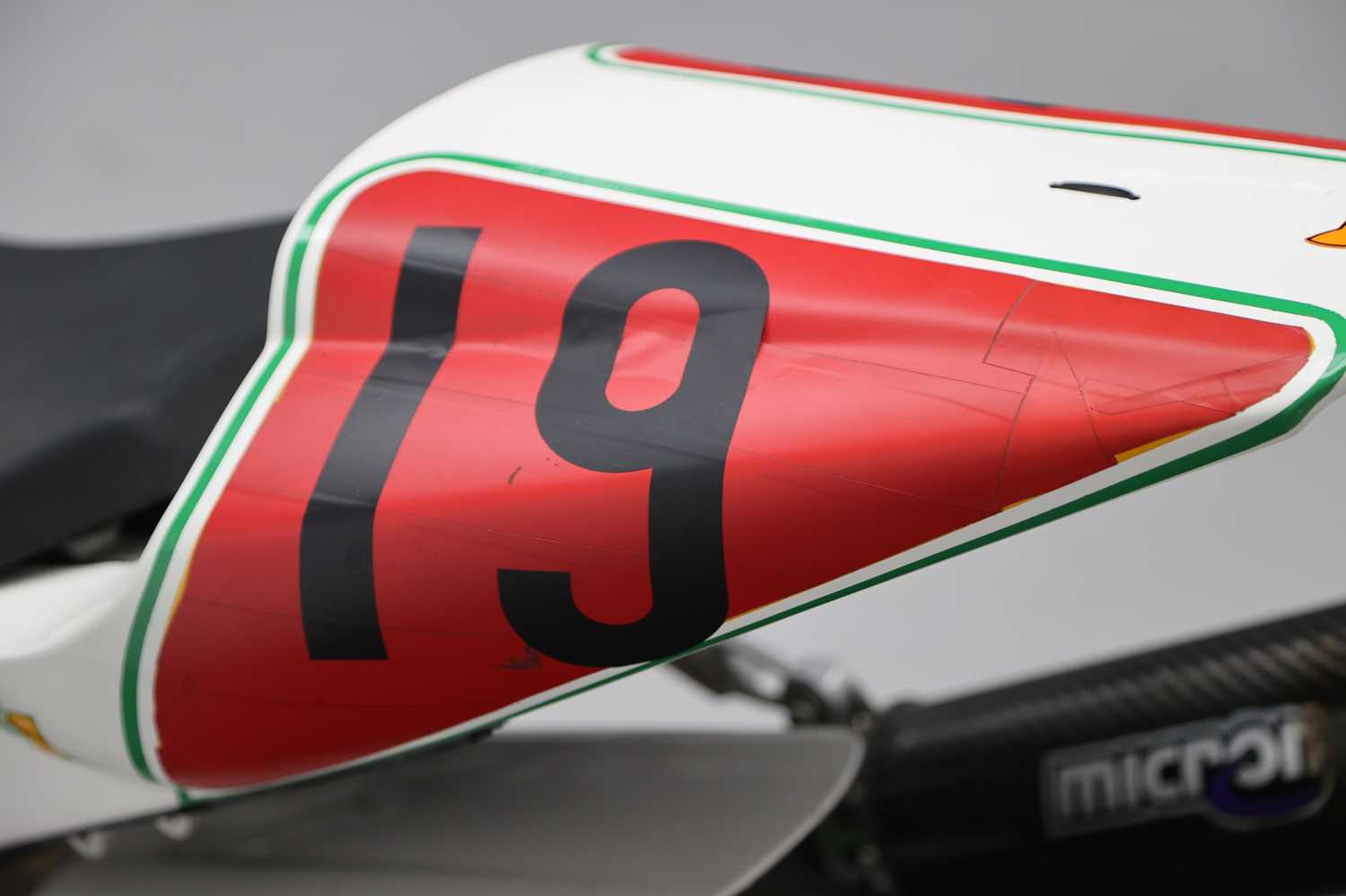 Lot 51 - 1998 Yamaha R1