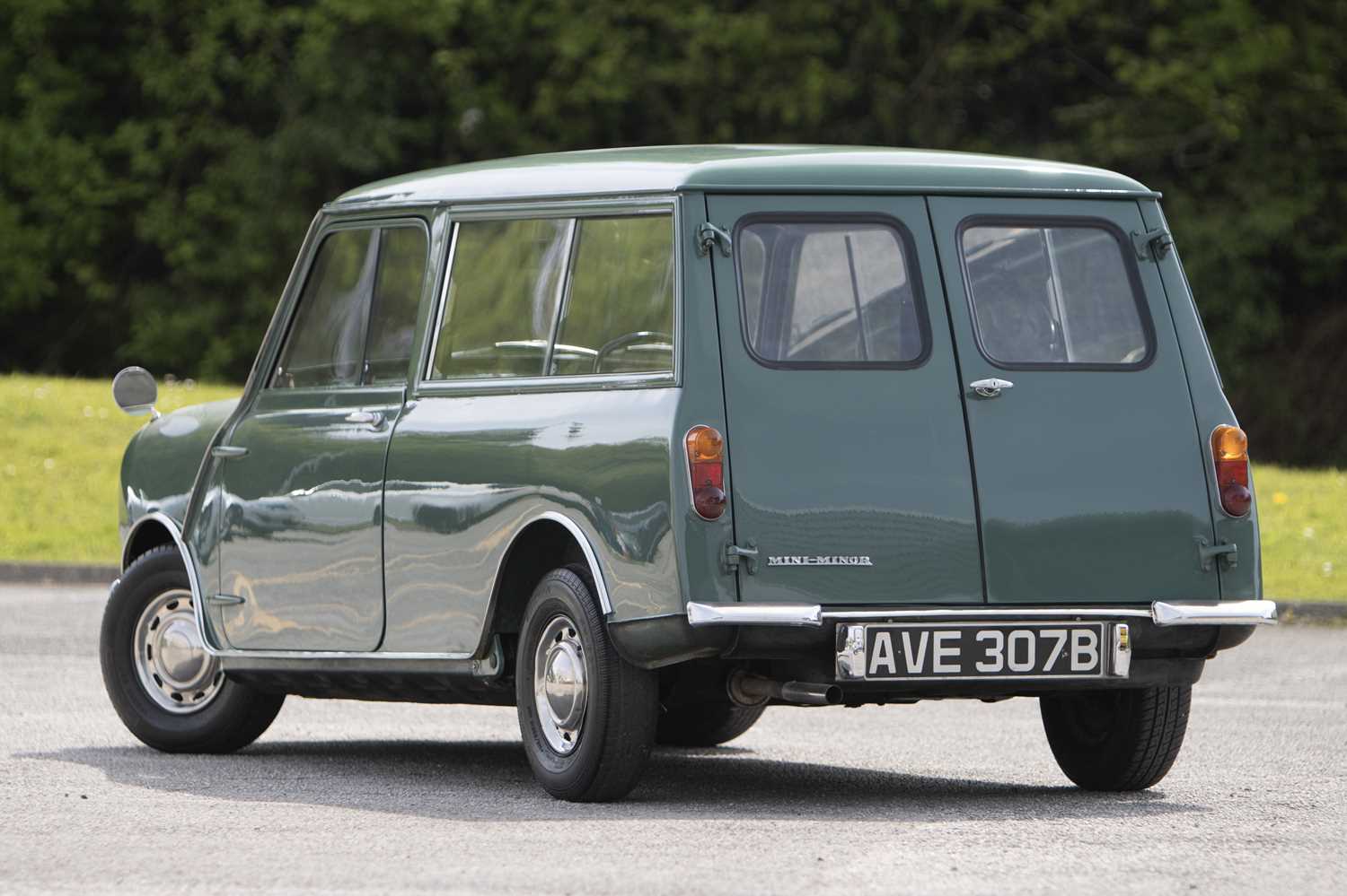 Lot 163 - 1964 Morris Mini Minor Traveller