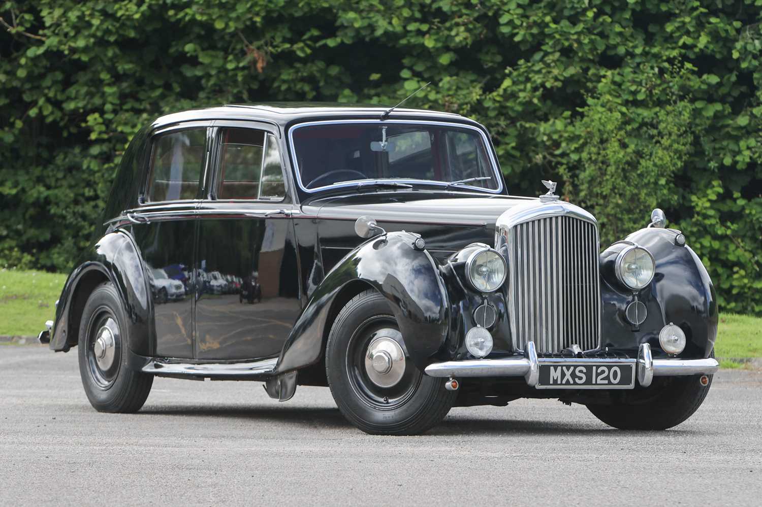 Lot 204 - 1948 Bentley MK VI Saloon