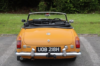 Lot 111 - 1970 MG B Roadster