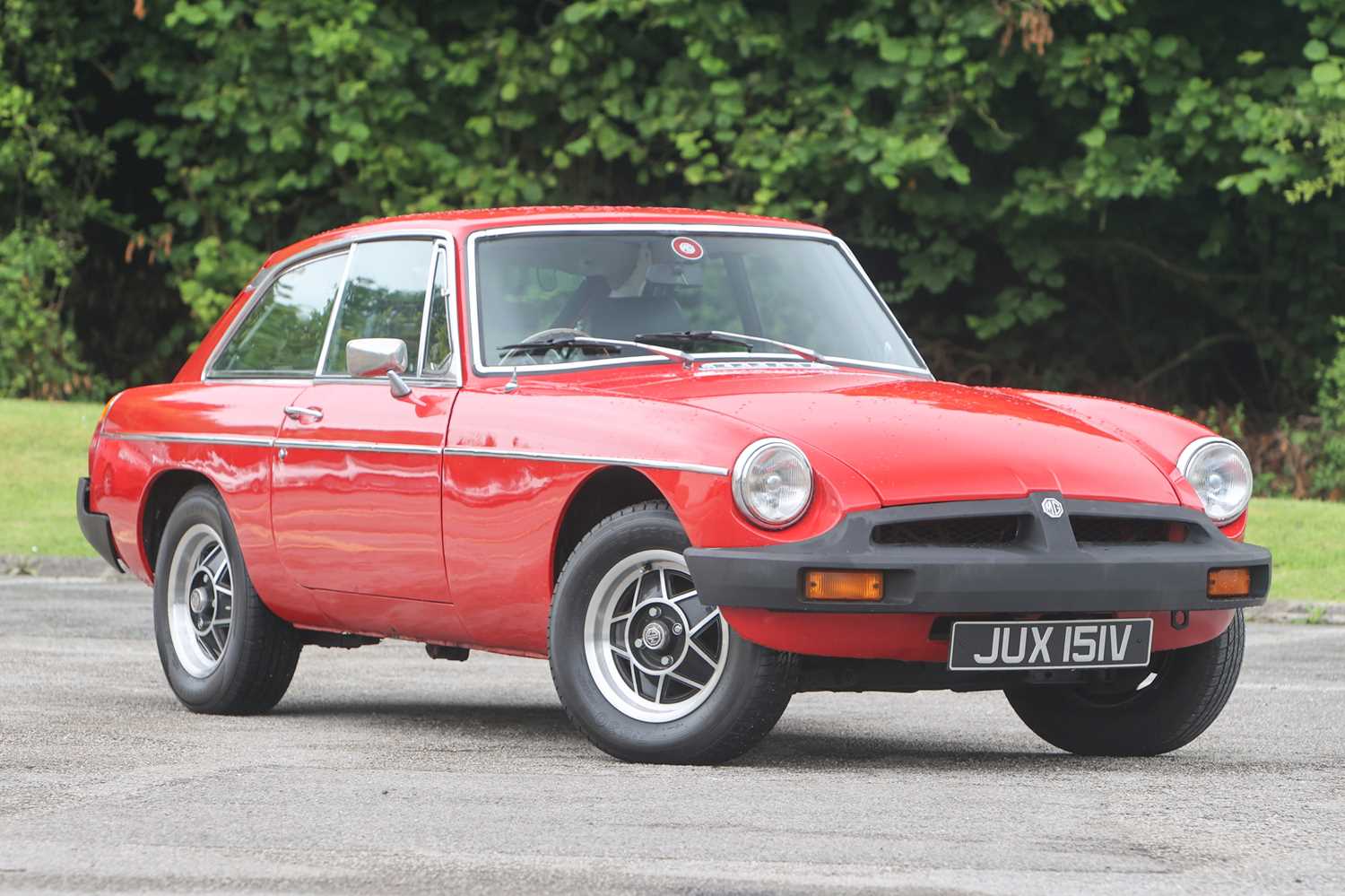 Lot 103 - 1980 MG B GT