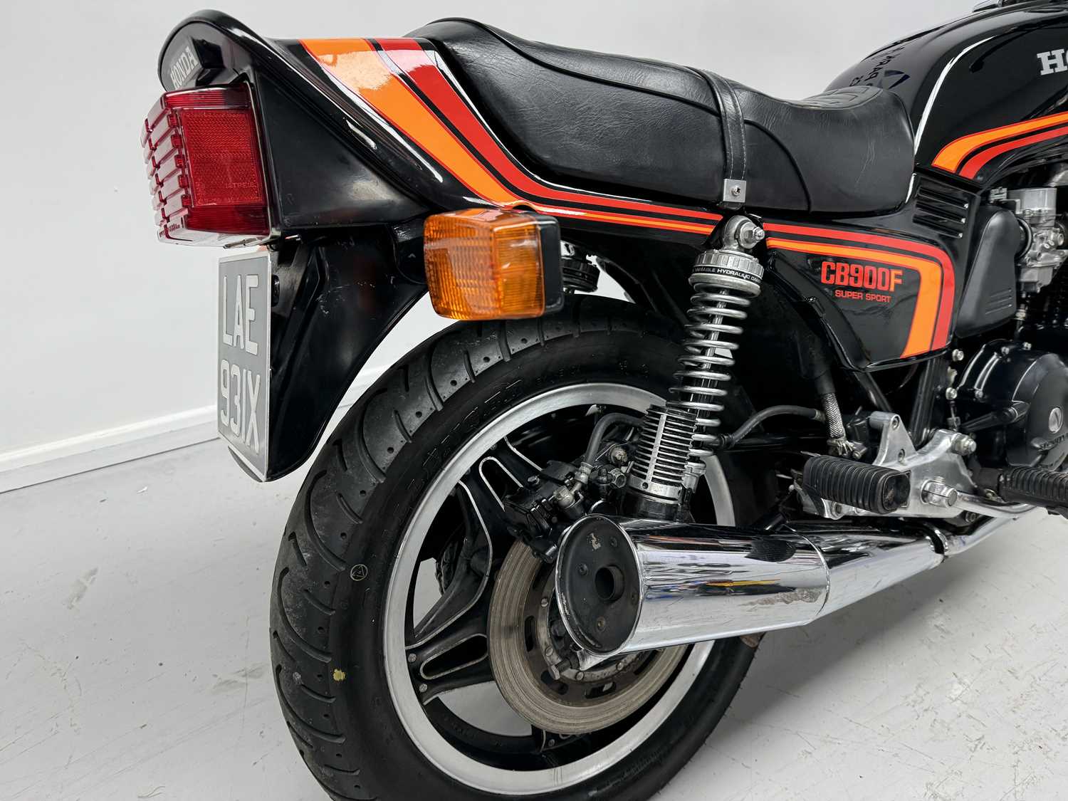 Lot 55 - 1982 Honda CB900F