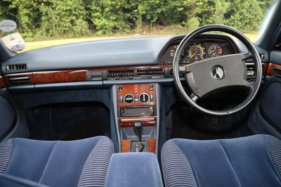 Lot 43 - 1990 Mercedes-Benz 420 SE