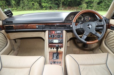 Lot 105 - 1989 Mercedes-Benz 560 SEL