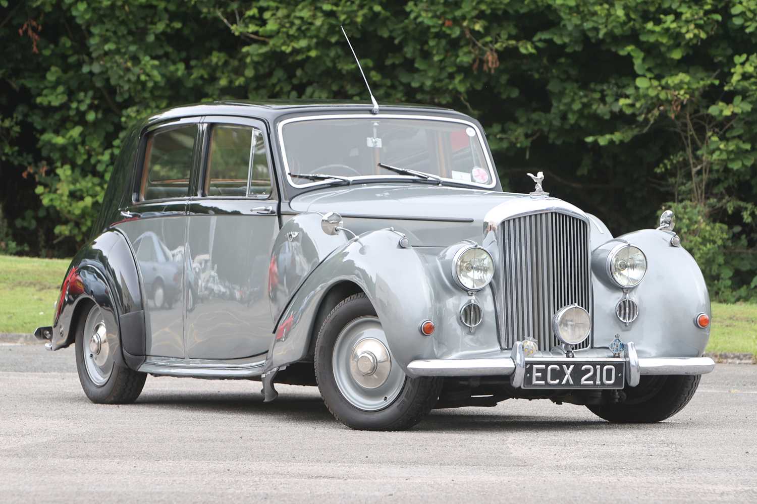 Lot 97 - 1949 Bentley MK VI Saloon