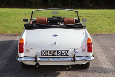 Lot 33 - 1974 MG B Roadster