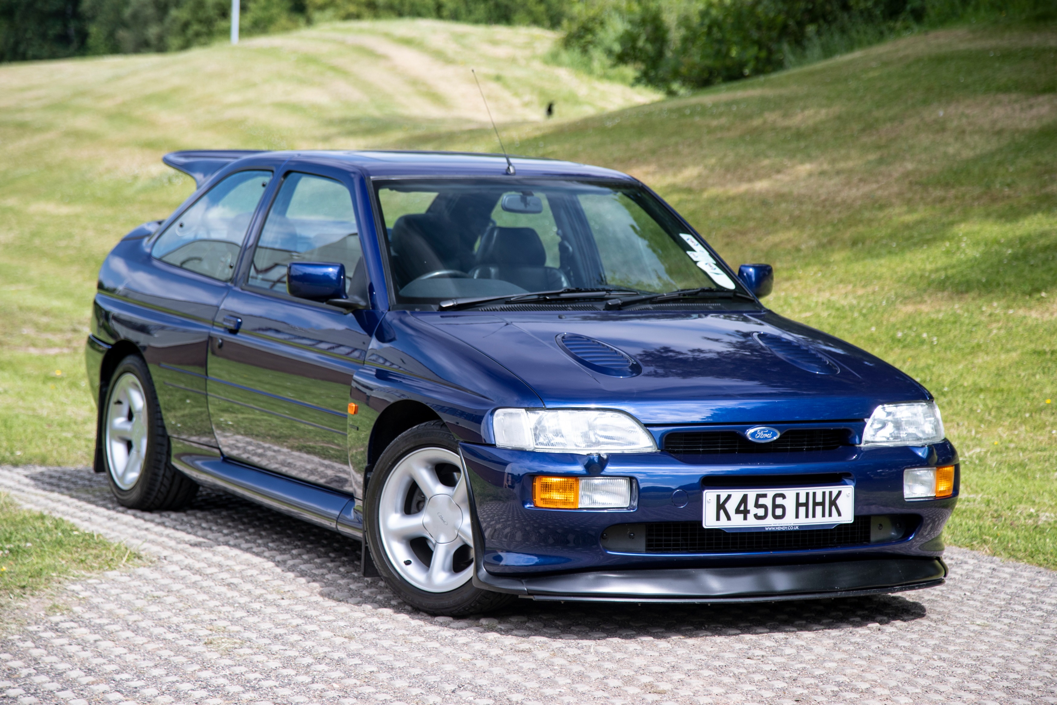 Ford Escort Cosworth – The Dominant 1990s Rally Icon插图5