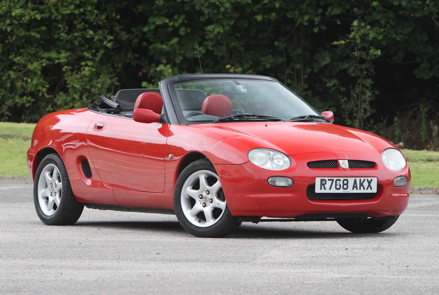 Lot 106 - 1997 MG F 1.8