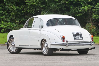 Lot 38 - 1969 Daimler V8-250