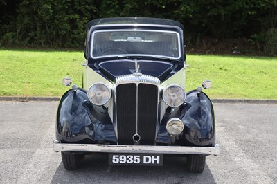 Lot 26 - 1948 Daimler DB18 Saloon