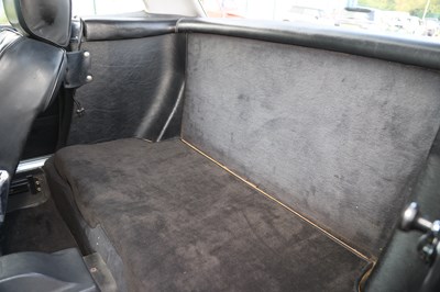 Lot 87 - 1985 Mercedes-Benz 380 SL