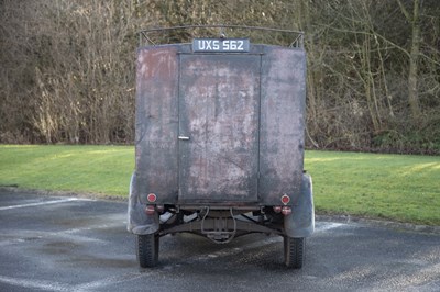 Lot 118 - 1932 Renault KZ7 Van